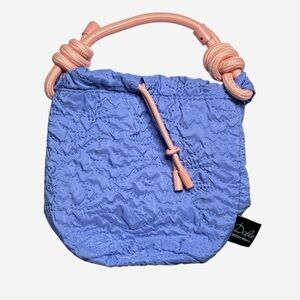 DOLCE & GABBANA Blue Jasmine Mini Bucket Bag Makeup Cosmetic Fragrance 6”x6.5”